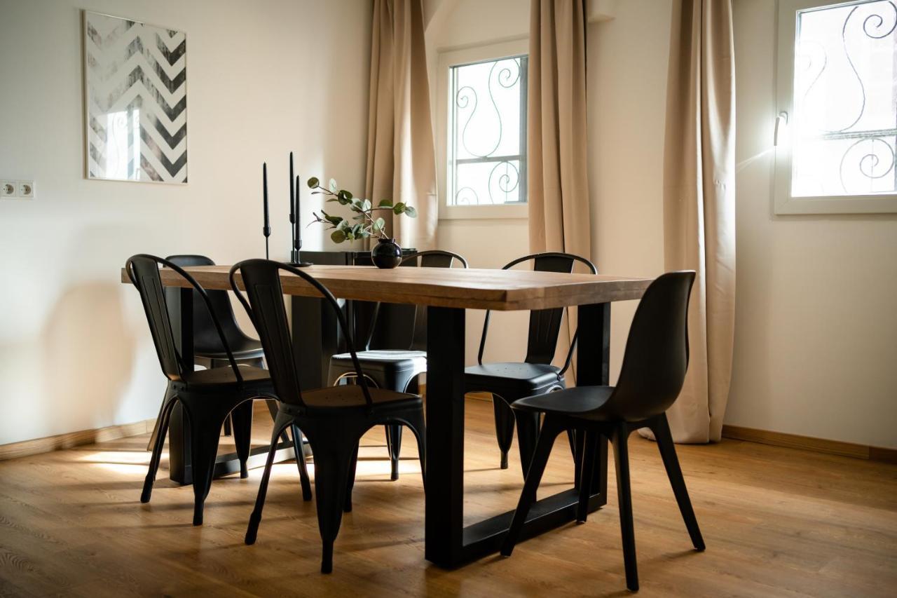 Oldtown Studio Apartment With 2 Bathrooms Düsseldorf Dış mekan fotoğraf