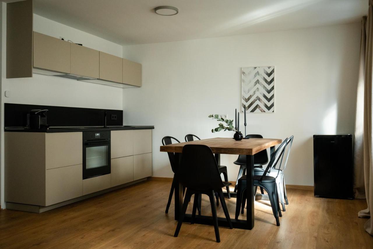 Oldtown Studio Apartment With 2 Bathrooms Düsseldorf Dış mekan fotoğraf